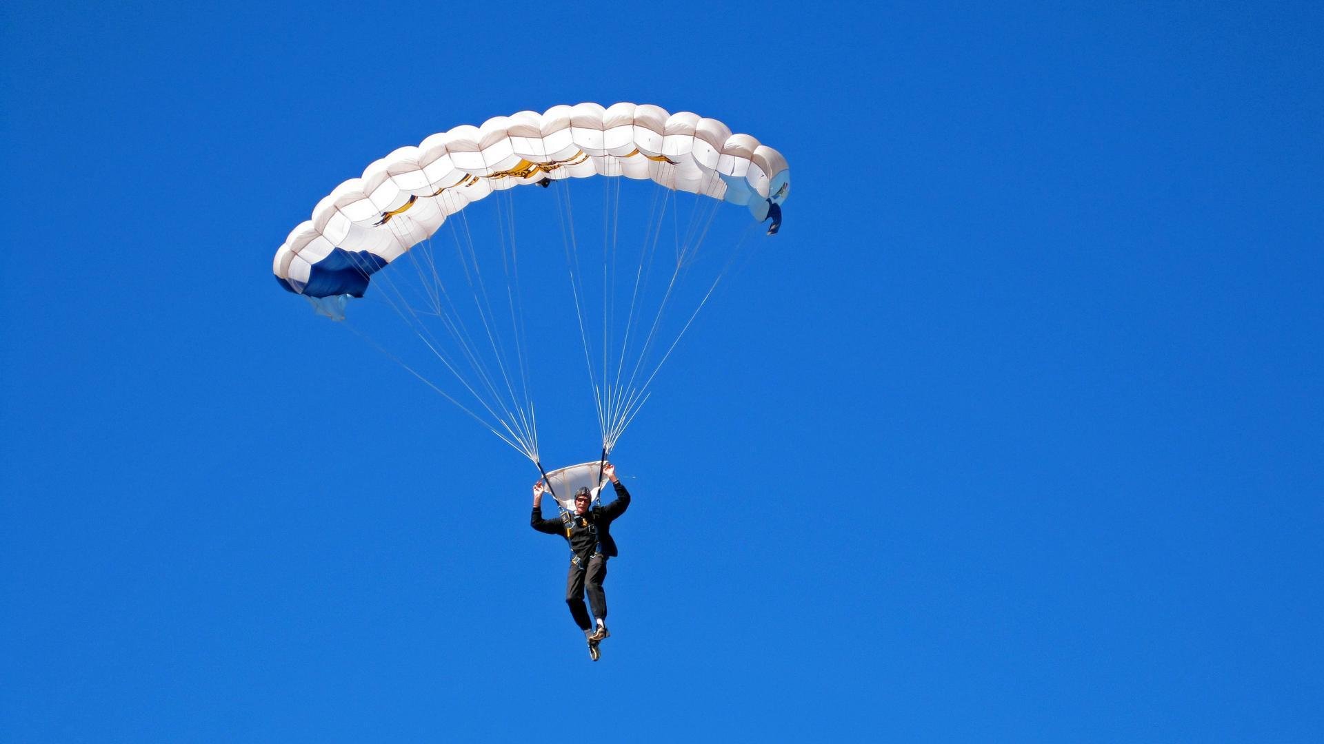 “青春飞扬”青少年篮球精彩表演在武汉震撼上演,彰显青春风采